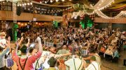 Veja a programação da Sommerfest Blumenau 2023 (imagem: Divulgação/Turismo Blumenau)