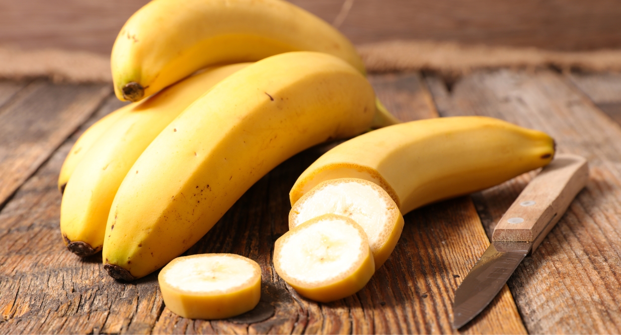 Banana (imagem: Canva)