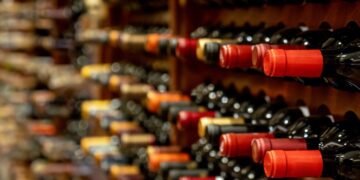 Vinho (imagem: Canva)