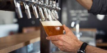 Chopp (imagem: Canva)