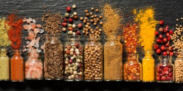 Especiarias para a ceia de Natal: aromas, sabores e benefícios para drinks especiais